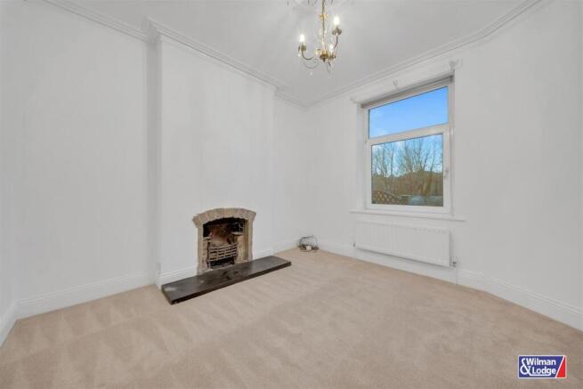 5 bed Terraced for sale Image 7