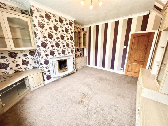 2 bed Terraced for sale Image 5