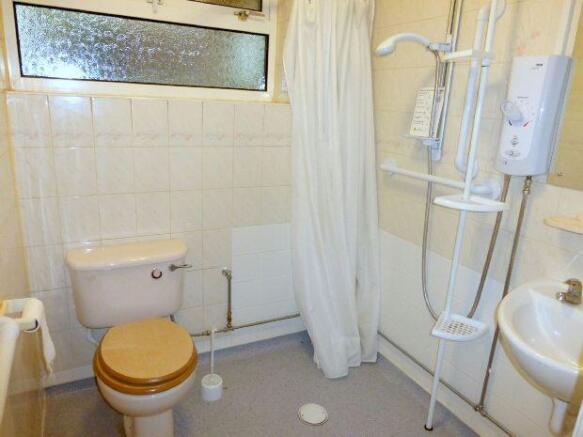 Walk-in wet room