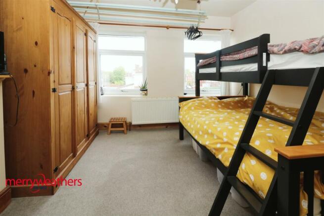 REAR BEDROOM