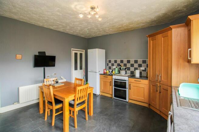 2 bed Terraced for sale Image 4