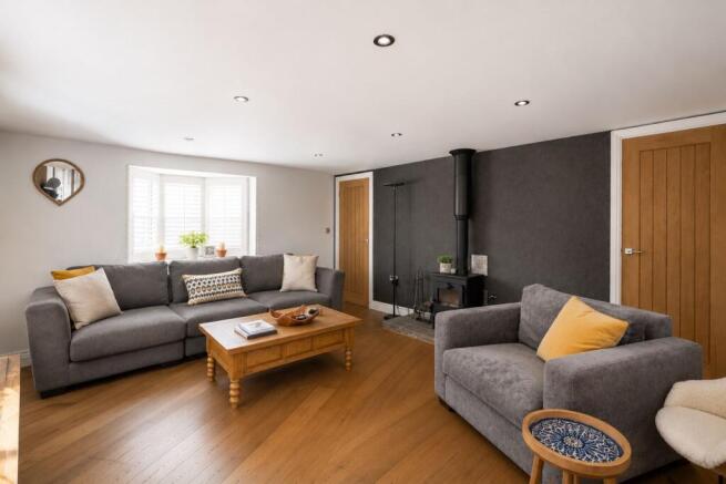 4 bed Village House for sale Image 7