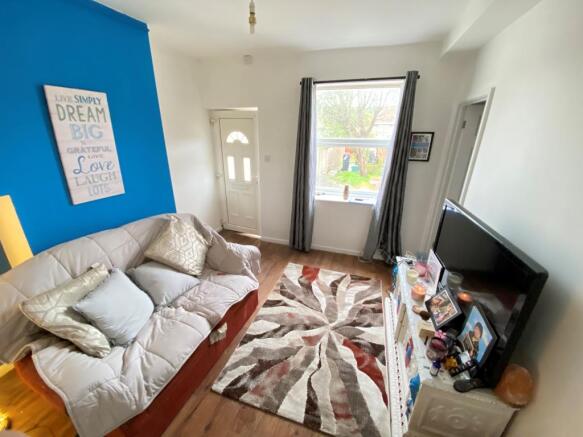 Ground Living Room T202301291721.jpg