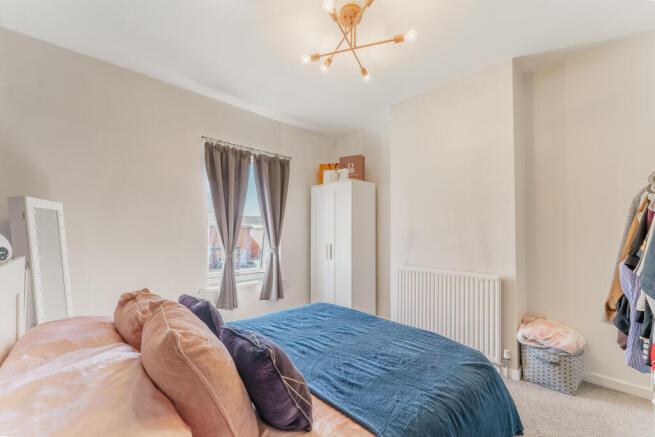 2 bed Terraced for sale Image 9