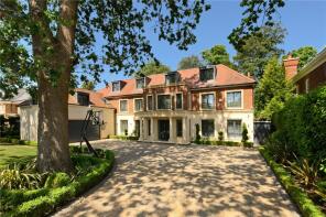 16, Fairbourne, Cobham KT11 2BT