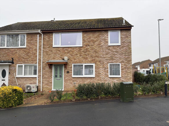Hayling Avenue, Little Paxton, St. Neots, PE19 6H