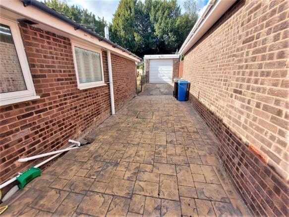 DRIVEWAY & GARAGE