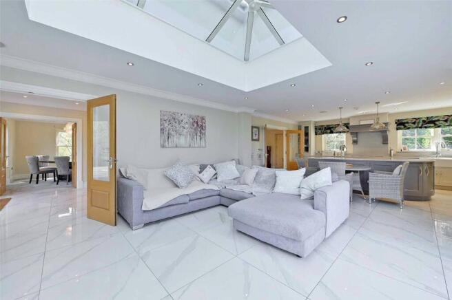 Sitting Room/Kitchen