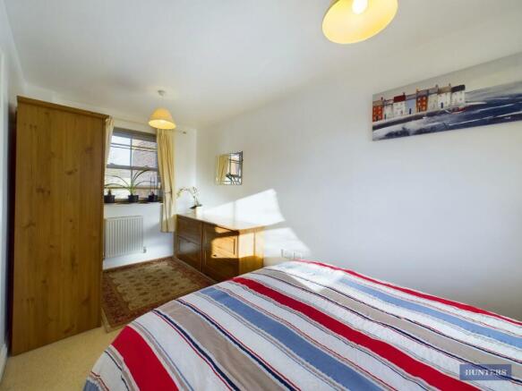 3 bed Terraced for sale Image 11