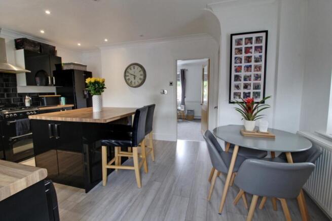 Kitchen 2 edited