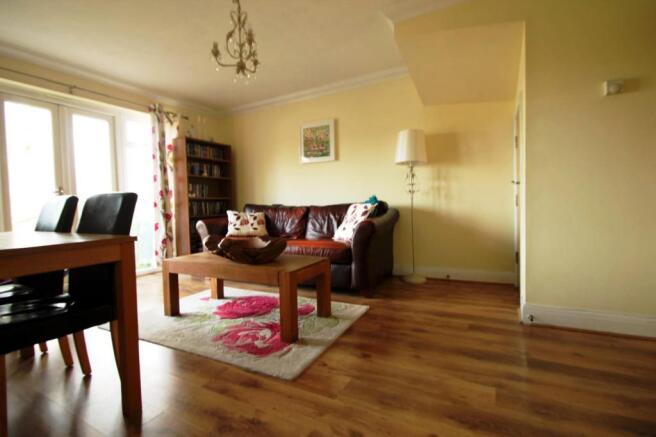 Lounge - 2nd pic (Main)
