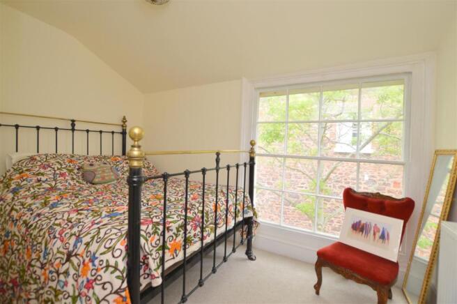 Bedroom: