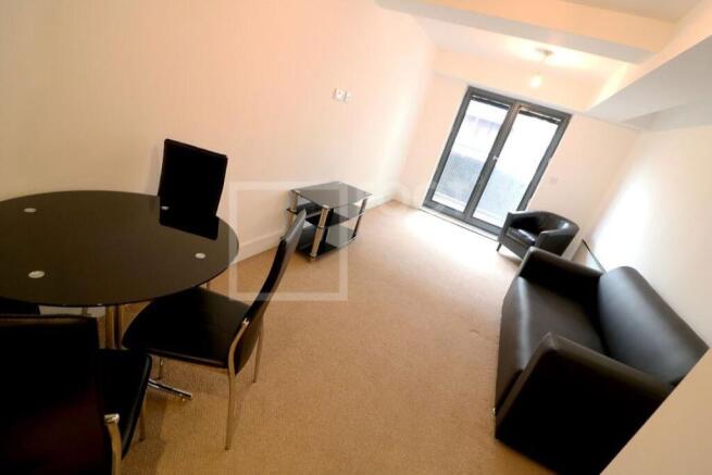 1 bed Apartment to rent Image 8