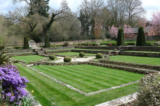 Communal gardens