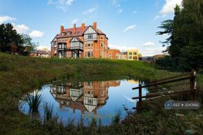 Apartment 3, Manor House, New House Farm Drive, Northfield, Birmingham B31 2GJ