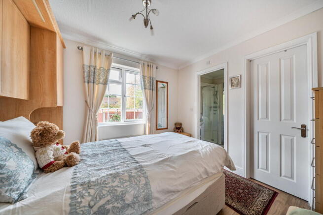 2 bed Park Home for sale Image 7