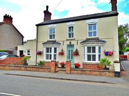 The Old Manse, Market Place, Tetney, Nr. Grimsby, N.E. Lincs, DN36 5NN
