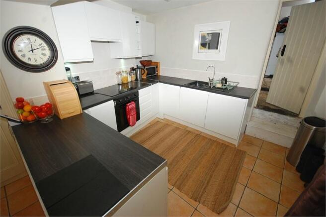 Photo 8