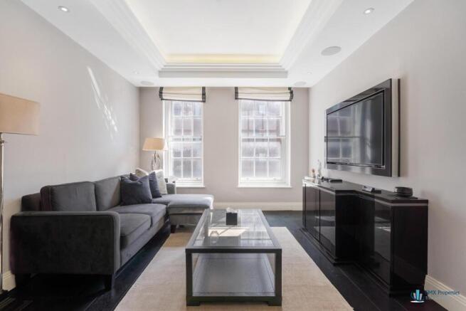 Bright reception room
