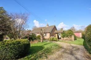 Lesley Lodge, Croxton Road, Fulmodestone, Fulmodeston NR21 0NJ