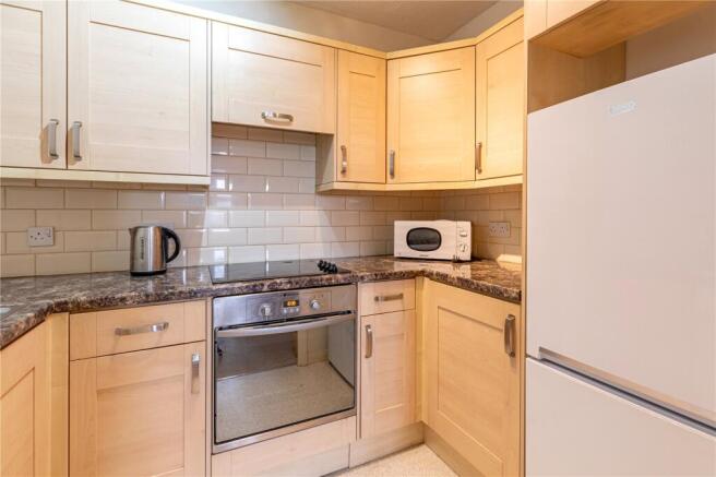 The Croft, Meadow Drive, Devizes, SN10 photo 4