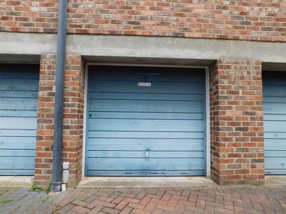 garage.JPG