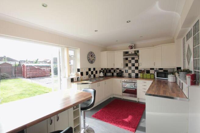 Kitchen/Breakf...