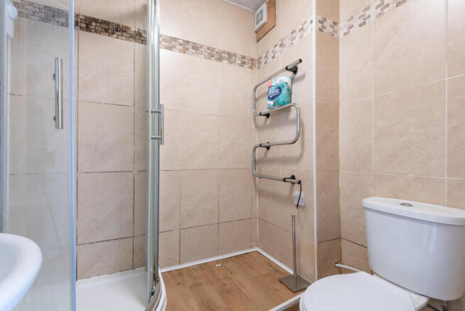 Flat for sale Image 10