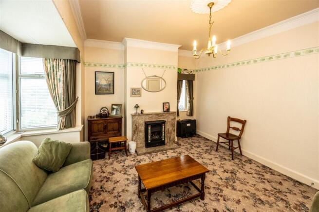 4 bed Detached Bungalow for sale Image 12