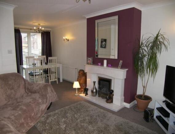 Lounge/Dining Room