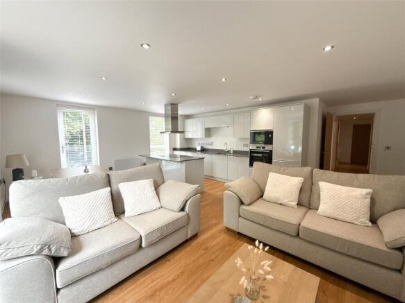 Lounge/Diner/Kitchen