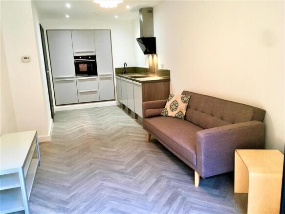 3 - Living room.jpg