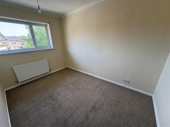 2 bed Maisonette for sale Image 8