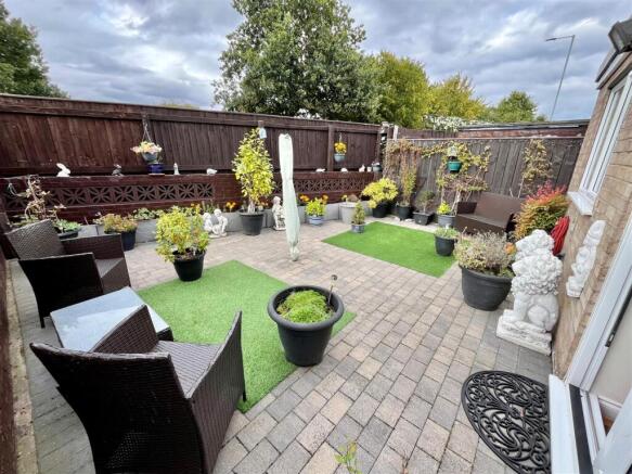 3 bed Semi-Detached for sale Image 6
