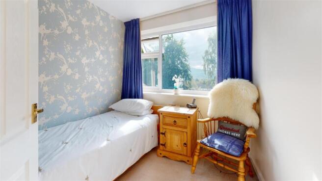 75-St-Richards-Road-Bedroom.jpg