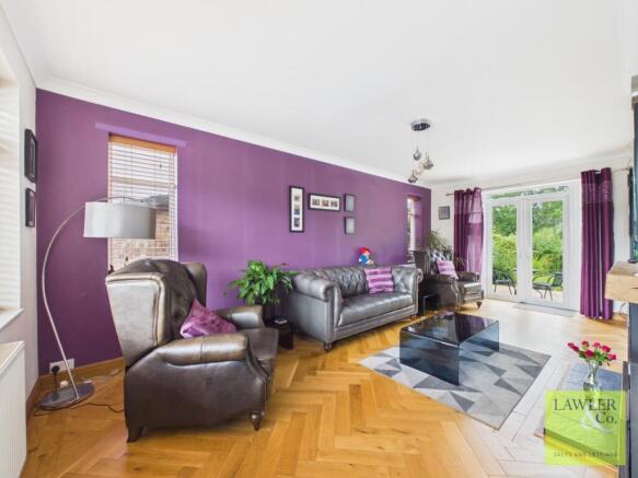 Clifton Drive, Marple, Stockport, Cheshire, SK6 6PP photo 4