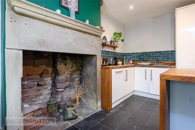 2 bed Terraced for sale Image 4