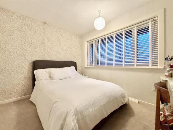 2 bed Detached Bungalow for sale Image 11