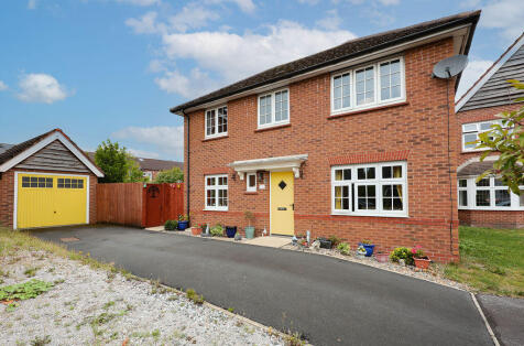 Kidd Close, Wigan WN5 0BF
