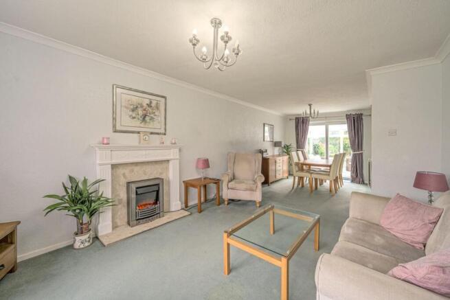 Avington Close, Sedgley photo 4