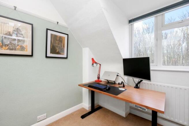 Bedroom 4.jpg