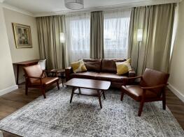 35, 2 Caithness House, Twyford Street, London N1 0BZ