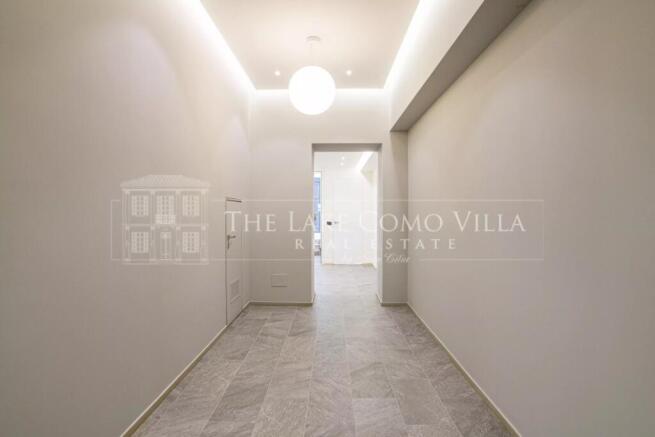 como the lake como villa-palazzo parini via diaz 1