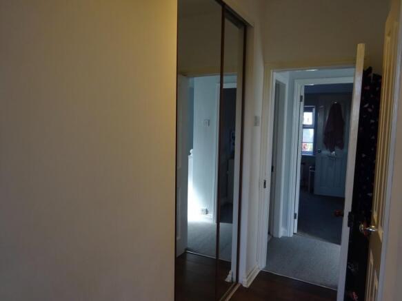 Photo 33