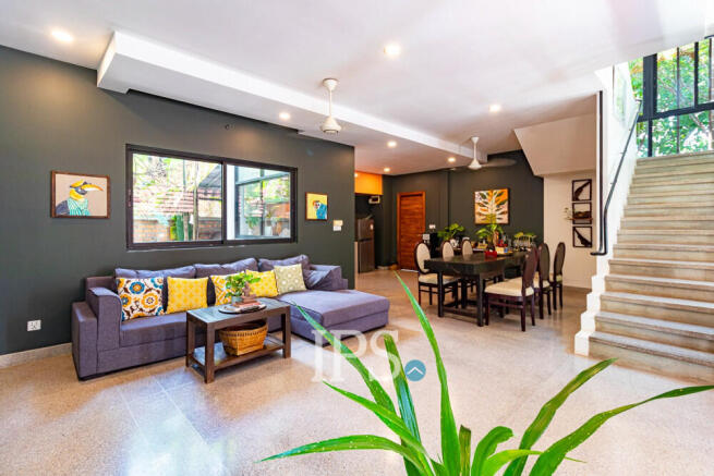 5 Bedroom Villa For Sale - Sala Kamreuk, Siem Reap