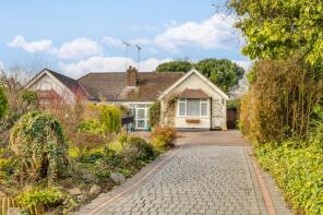 9, Dixons Hill Close, Welham Green, Hatfield AL9 7EF