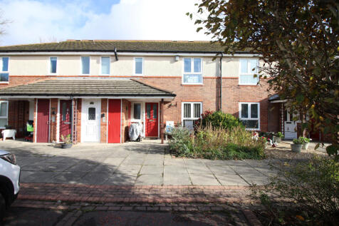Elsinore Close, Fleetwood, FY7