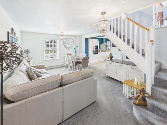 8 Osborne Way, Horncastle photo 4