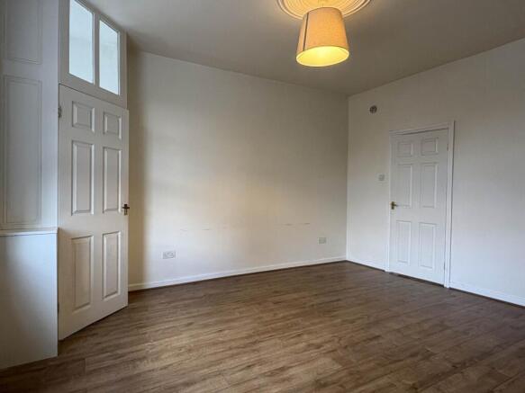 2 bed Terraced for sale Image 4