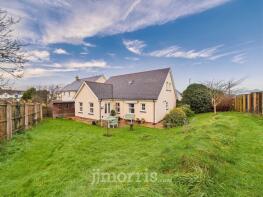 2, Maes Waldo, Fishguard SA65 9ER